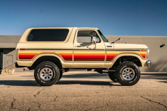 ford_bronco_nostalgia_fully_restored_1979_model_seeks_a_new_home_with_a_surprise_twist_under_the_hood