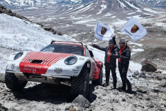 porsches_daring_expedition_conquering_the_worlds_tallest_volcano_with_modified_911_prototypes_13