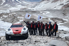 porsches_daring_expedition_conquering_the_worlds_tallest_volcano_with_modified_911_prototypes_14